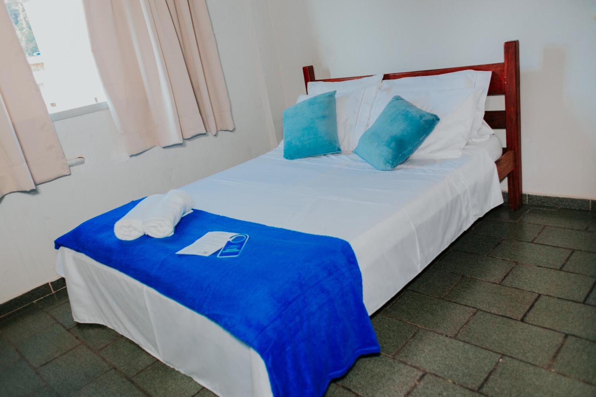 Hotel Santa Terezinha Alfredo Chaves Exteriér fotografie